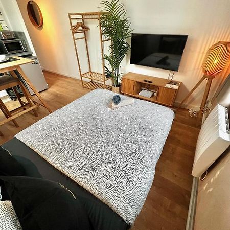 Studio Douillet Hypercentre 12 Min De Paris Enghien-les-Bains Luaran gambar