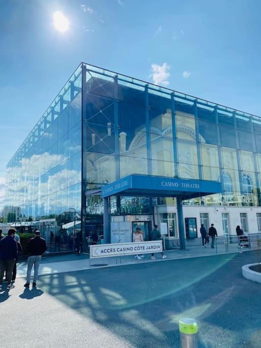 Studio Douillet Hypercentre 12 Min De Paris Enghien-les-Bains Luaran gambar